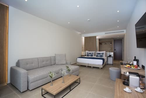 Gennadi Grand Resort, Room