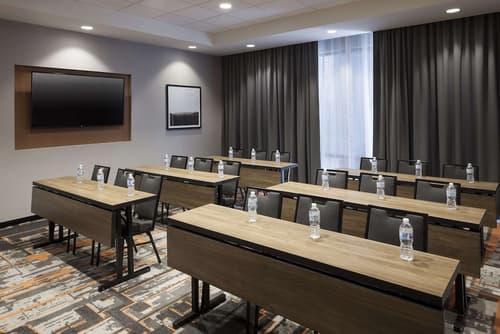 Hampton Inn & Suites Phoenix Downtown, Meeting facility