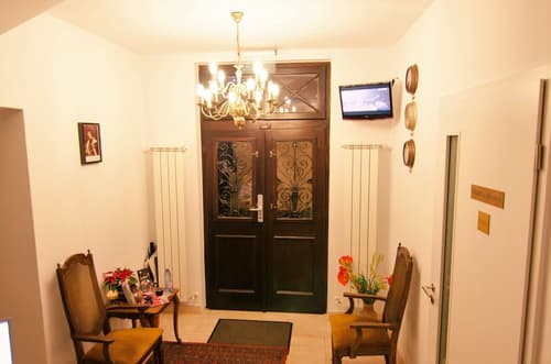 Hotel Boutique Monaco, Interior entrance