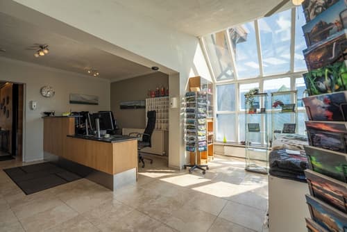 Efri-Vík Bungalows, Reception