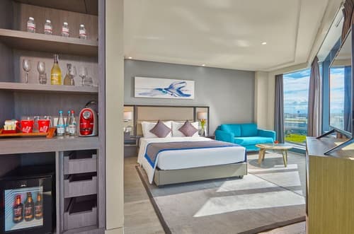 Savoy Hotel Manila near NAIA Terminal 3 MNL, Room