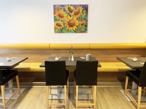 Hotel Senator, Breakfast area