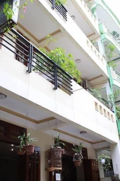 Phong Lan Guesthouse, Front of property