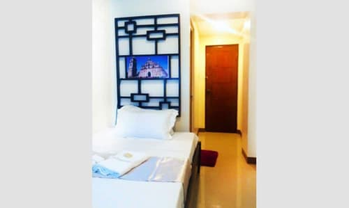 Bakasyunan Inn Laoag, Room