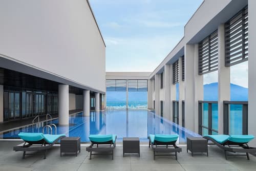 Four Points by Sheraton Danang, Pool