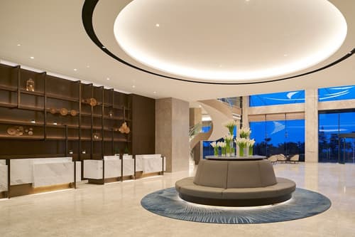 Four Points by Sheraton Danang, Lobby