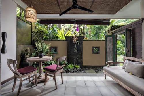 Pramana Watu Kurung Resort, Room