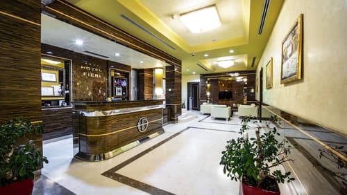 Hotel Fieri, Reception