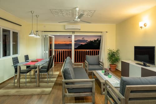 Glacis Heights Villa, Living area