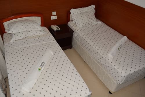 Florida Executive Inn, Room