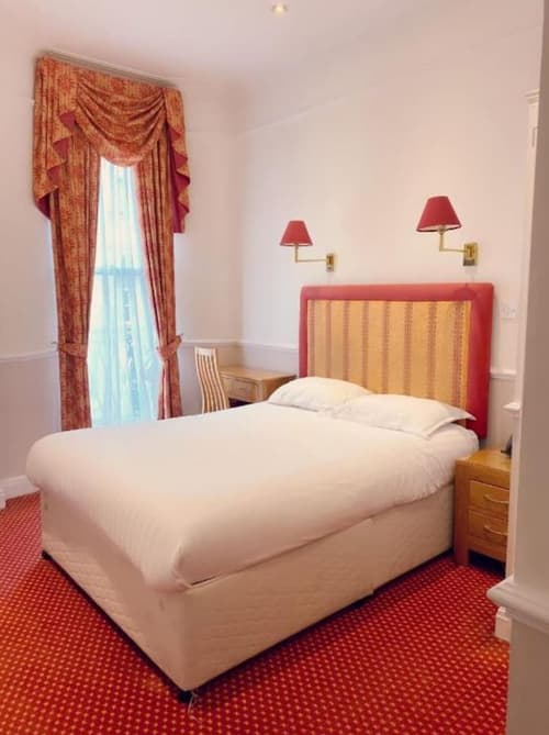 Hyde Park Radnor Hotel, Room