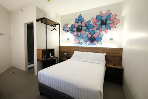 U Hotels Makati, Room