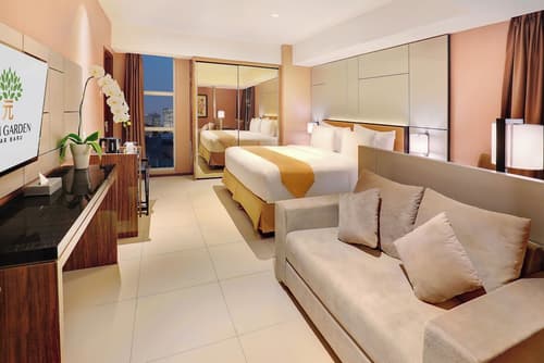 Yuan Garden Pasar Baru, Room