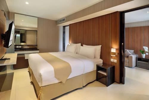 Yuan Garden Pasar Baru, Room