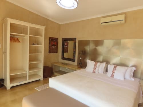 Sunset Lodge & Safaris, Room