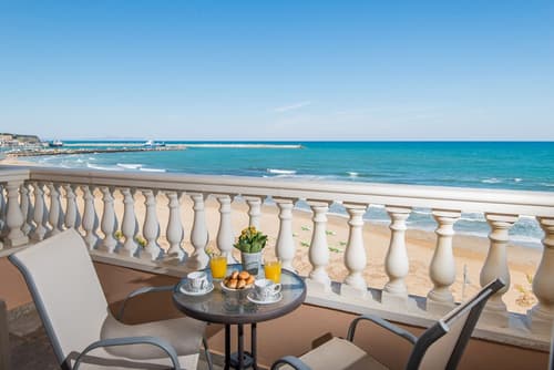 Birais Beach Studios, Primary image