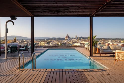 The Social Hub Florence Lavagnini, Rooftop pool