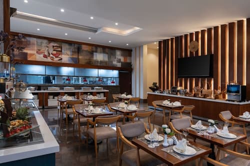 Warwick Hotel Jeddah, Breakfast area