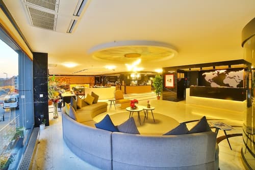 ibis Styles Istanbul Bomonti, Lobby sitting area