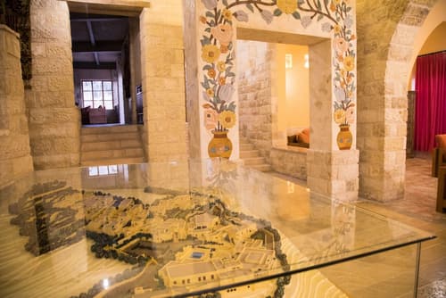 Old Village Resort, Lobby lounge