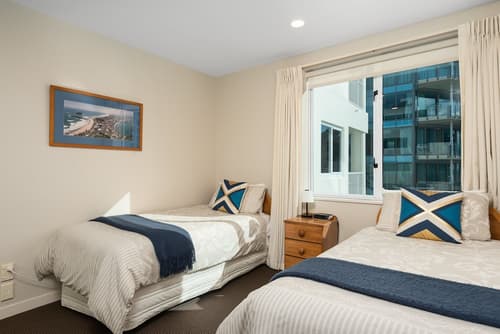 The Beaumont Apartments, Room