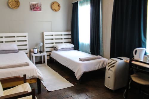 Kate's Nest Guesthouse, Room