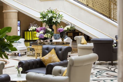 Ezdan Palace Hotel, Lobby lounge