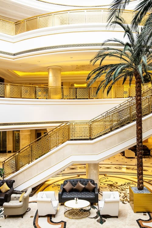Ezdan Palace Hotel, Lobby sitting area