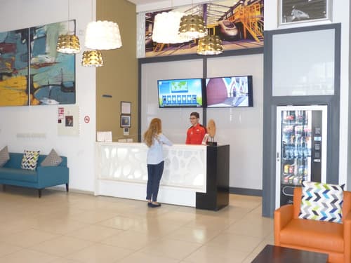 Relax Hotel Casa voyageurs, Lobby