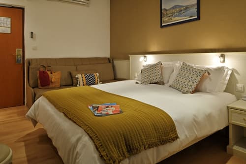 Hotel du Golfe, Room