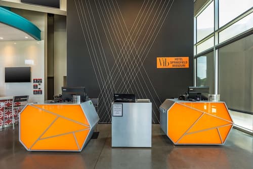 Vīb Best Western Springfield, Lobby