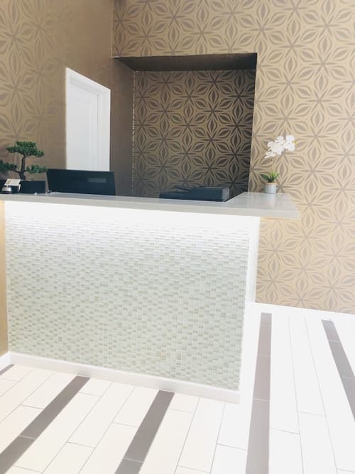 Bay Hotel, Lobby lounge