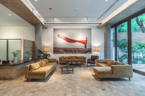 Penh House Hotel, Reception