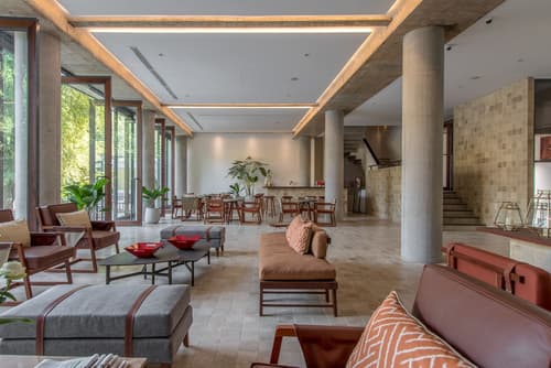 Penh House Hotel, Lobby lounge