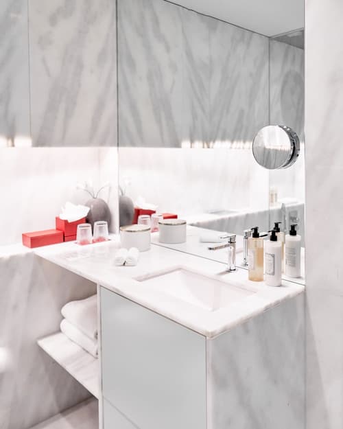 Dare Lisbon House, Bathroom