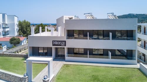 Madison Boutique, Reception