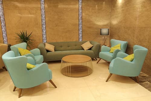 Lacosta Hotel, Lobby sitting area