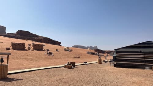 Mazayen Rum Camp, Reception