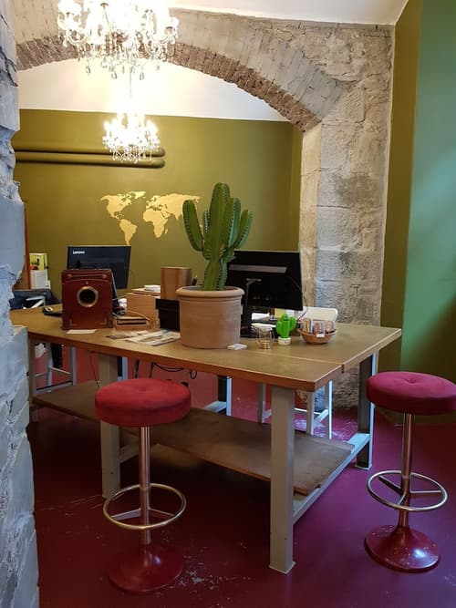 Barabas - Hostel, Reception