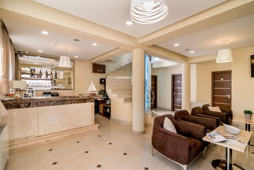 Hedera Residences, Lobby sitting area