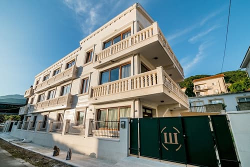 Hedera Residences, Primary image