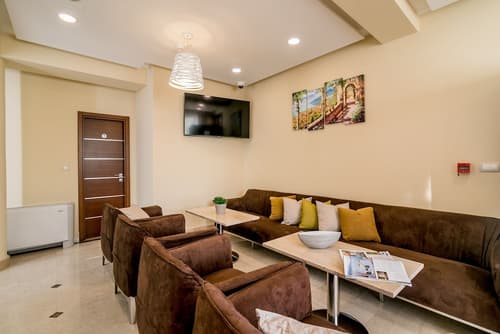 Hedera Residences, Lobby sitting area