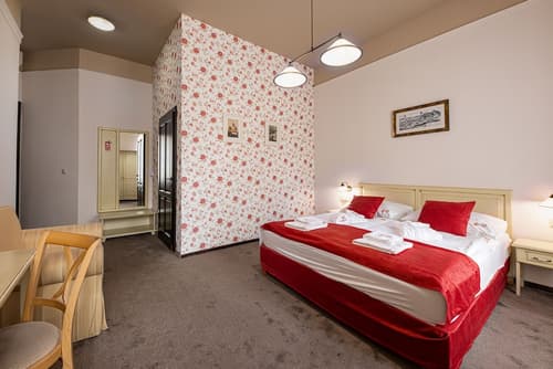 Bazilika alatt Panzió, 