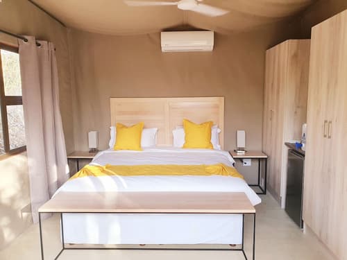 Kingfisher Creek Safari Lodge, Room