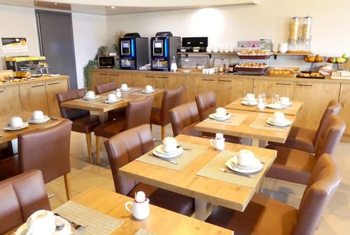 Hôtel La Pinède, Breakfast area