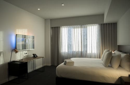 The Gerald Apartment Hotel, Room