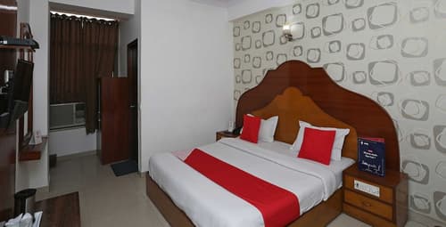 Hotel Pallvi Palace, 