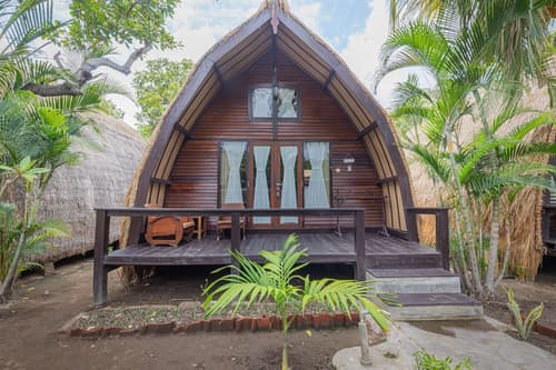 Omah Gili Hotel, Front of property