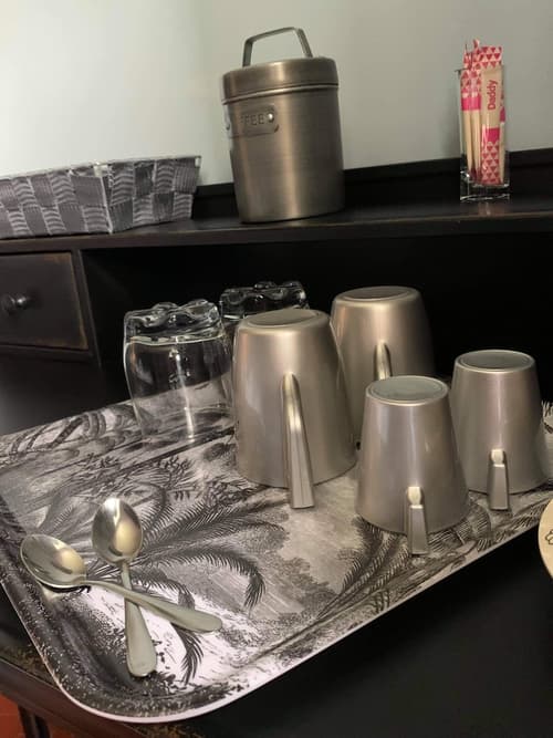 Effets Personnels, Room