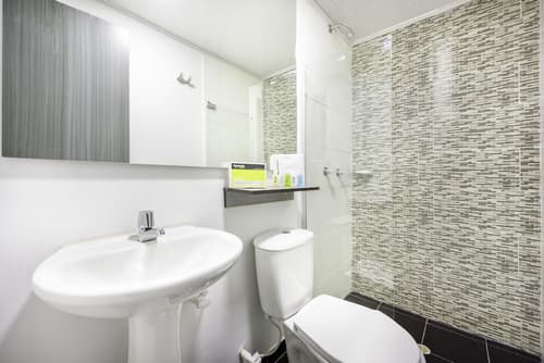 Ayenda 1024 Agora Inn, Room